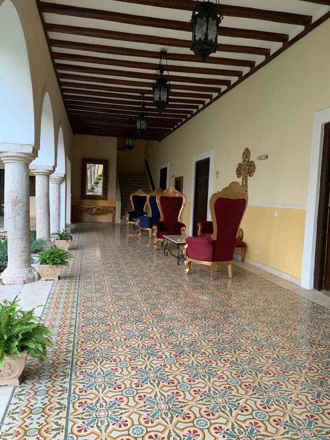 Real Hispano Valladolid  Exterior foto Interior of the palace